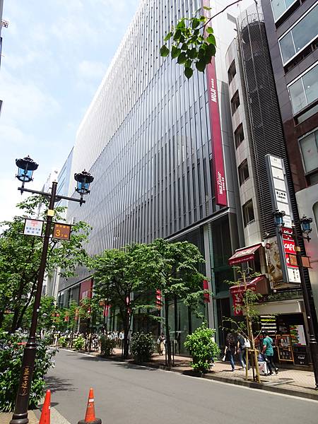 2023春 一個人的東京女子行 Day4-2 (銀座)UNI 2023春 一個人的東京女子行 Day4-2 (銀座)UNI