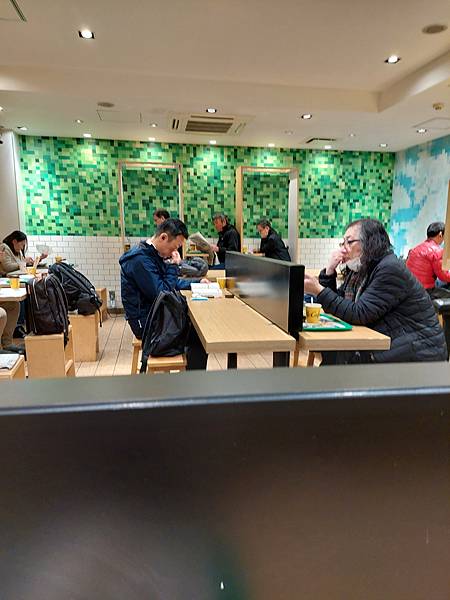 2024春 獨旅東京舞台劇行 Day1-1 搭乘虎航紅眼班機 2024春 獨旅東京舞台劇行 Day1-1 搭乘虎航紅眼班機