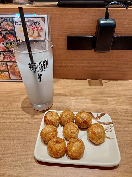 2025春 獨旅大阪舞台劇行 Day6-4 大阪KITTE 2025春 獨旅大阪舞台劇行 Day6-4 大阪KITTE