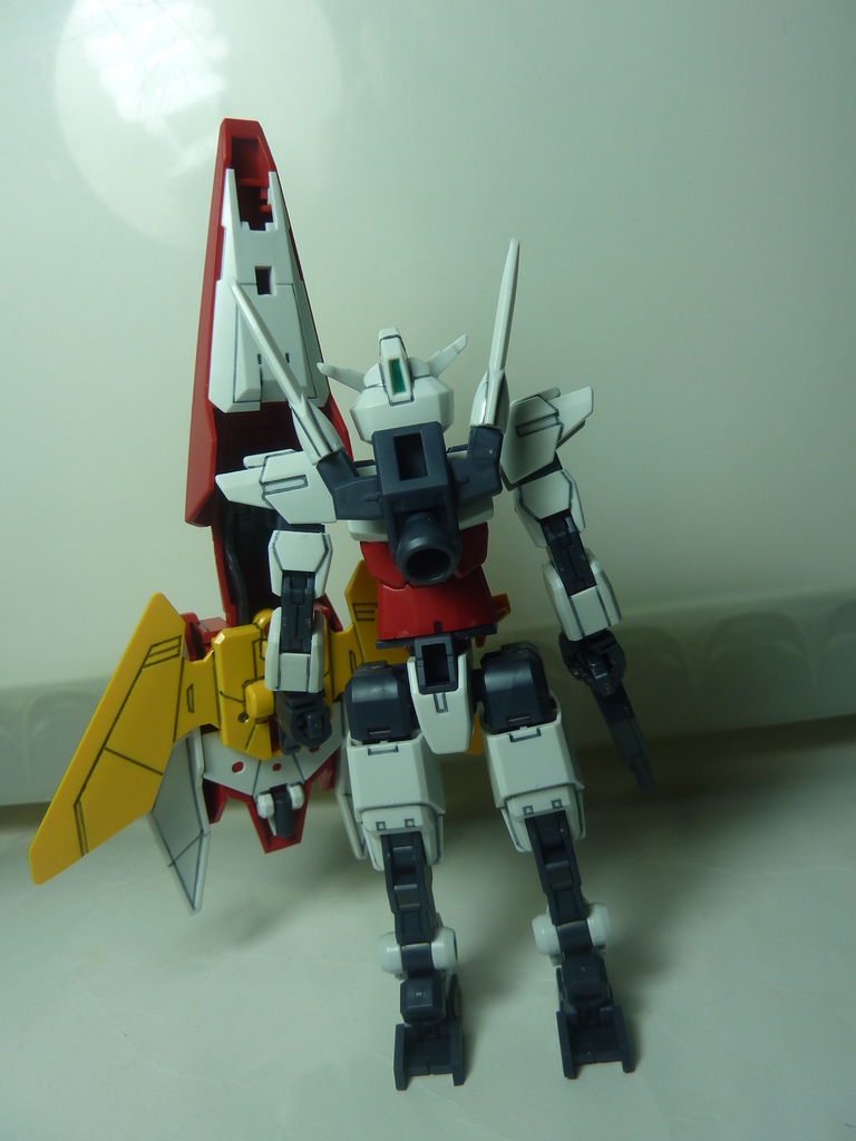 HG Uraven Gundam 天王星7式鋼彈