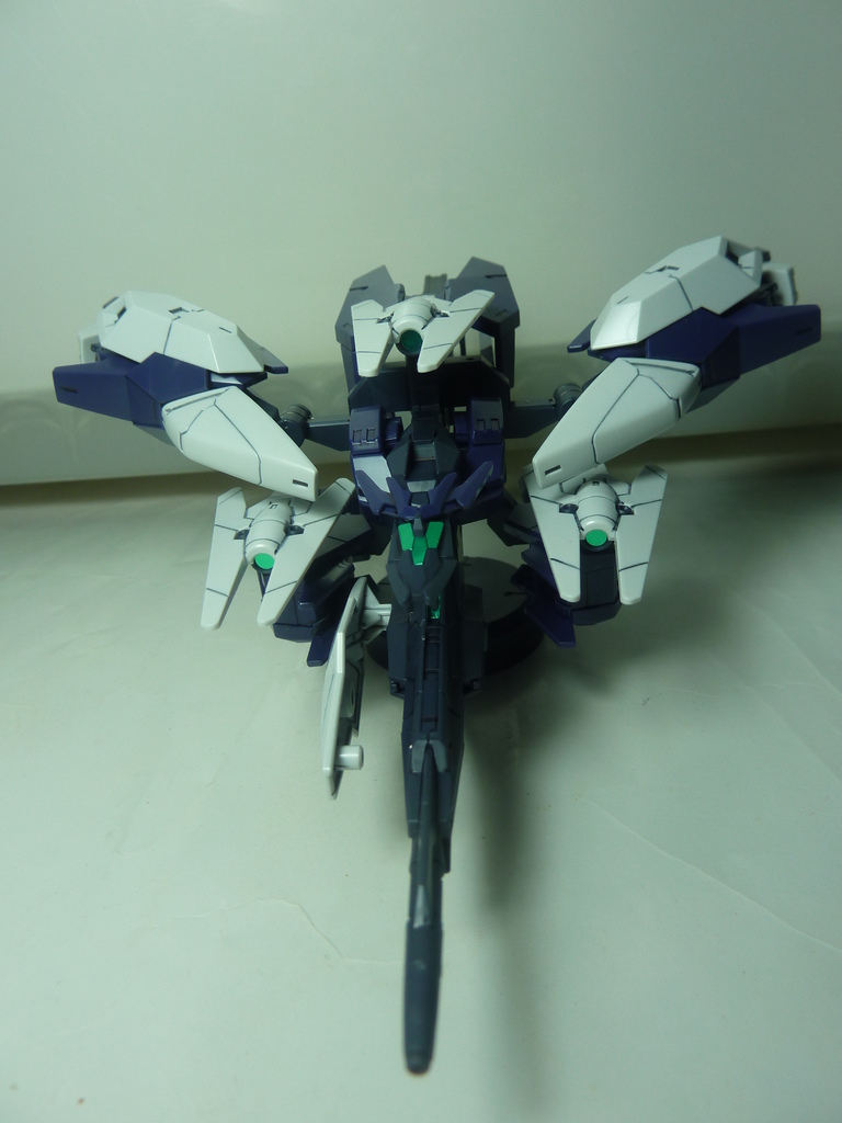 HG Uraven Gundam 天王星7式鋼彈