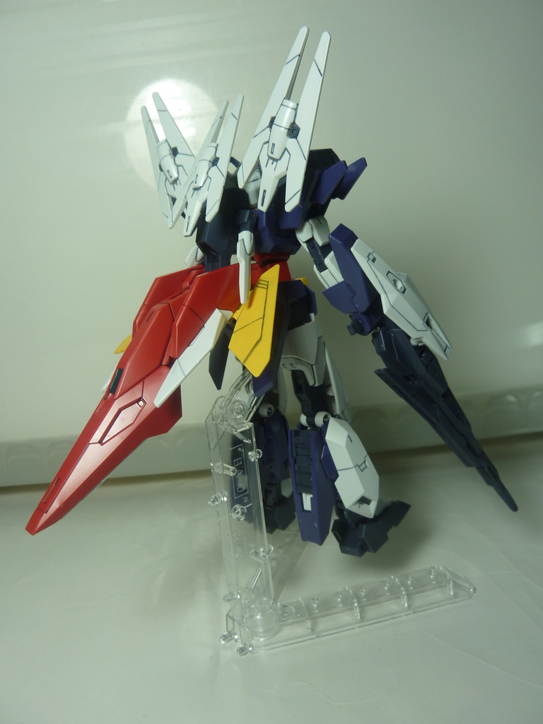 HG Uraven Gundam 天王星7式鋼彈