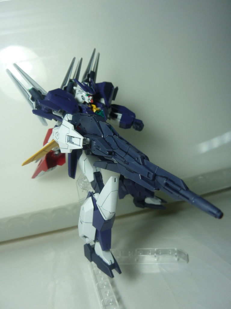 HG Uraven Gundam 天王星7式鋼彈