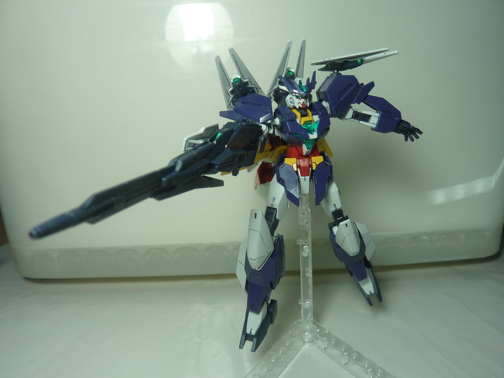 HG Uraven Gundam 天王星7式鋼彈