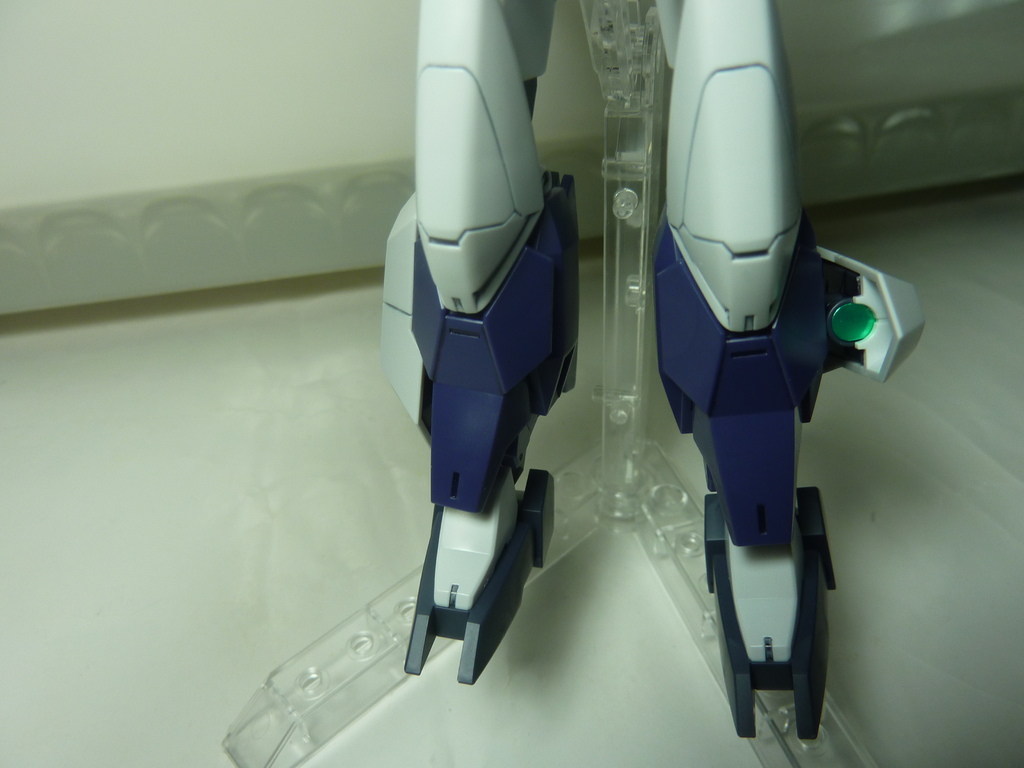 HG Uraven Gundam 天王星7式鋼彈