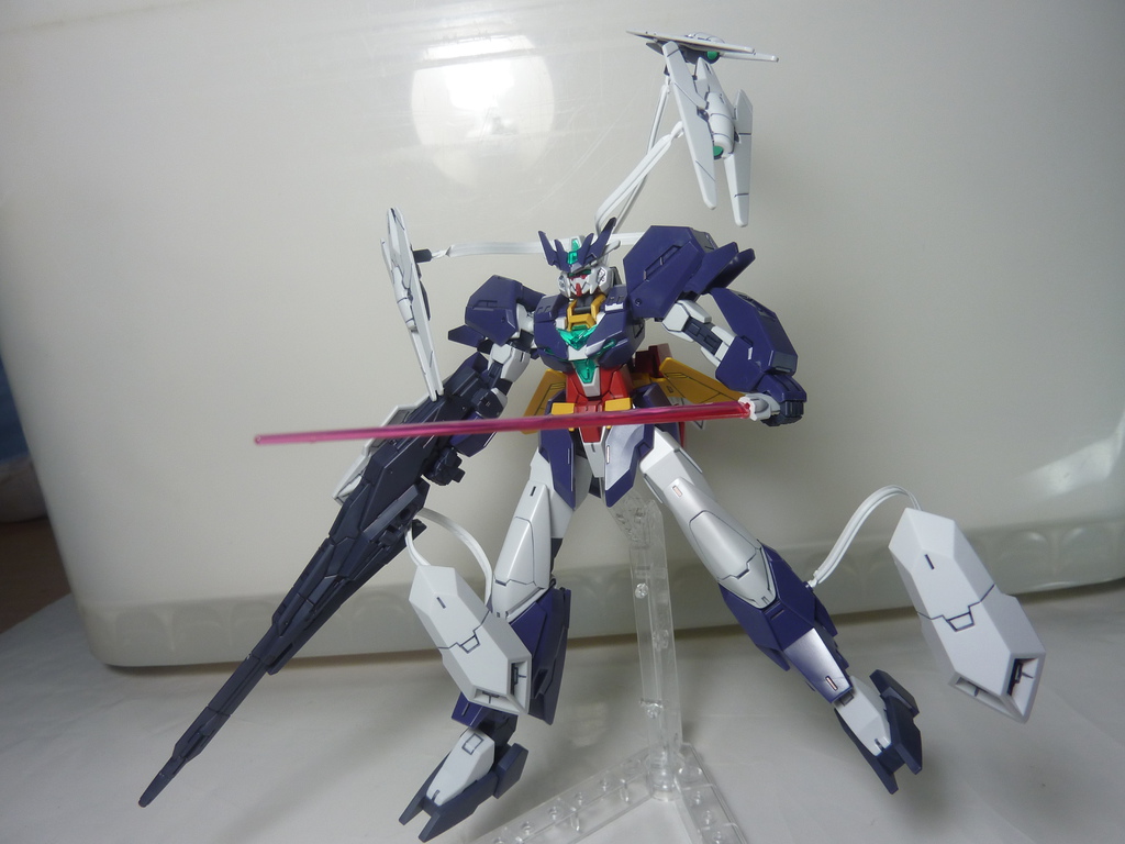 HG Uraven Gundam 天王星7式鋼彈