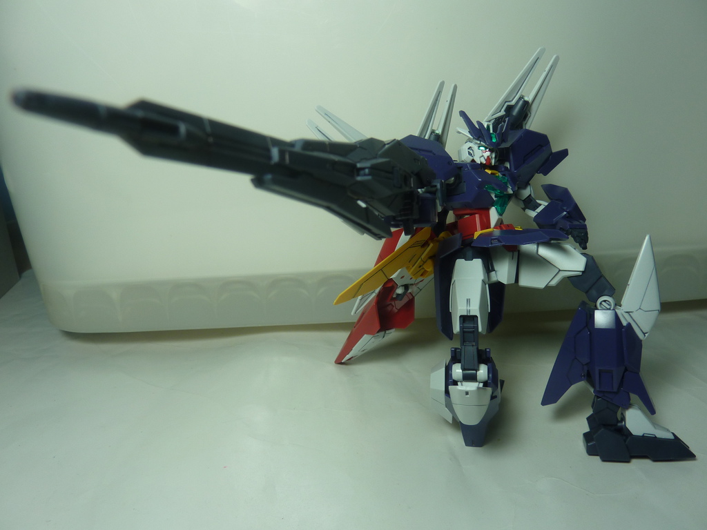 HG Uraven Gundam 天王星7式鋼彈