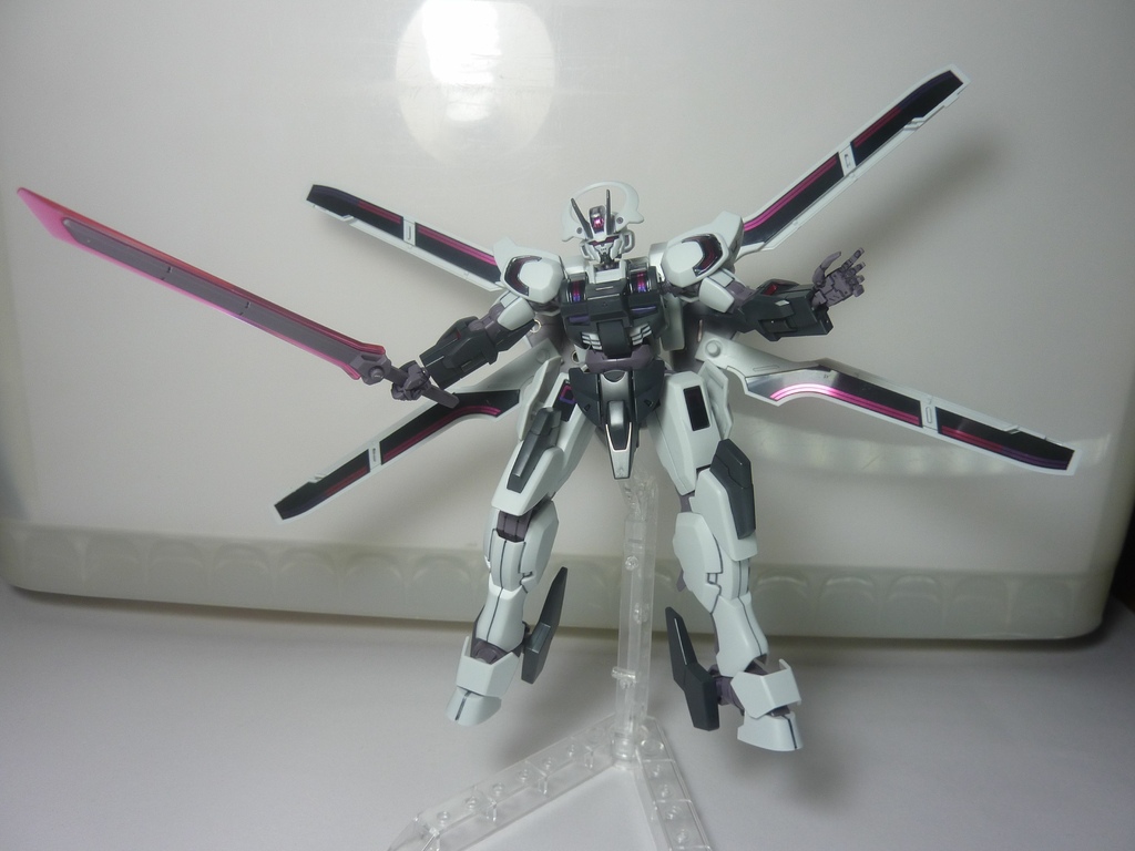 HG Gundam Schwarzette 戰騎鋼彈
