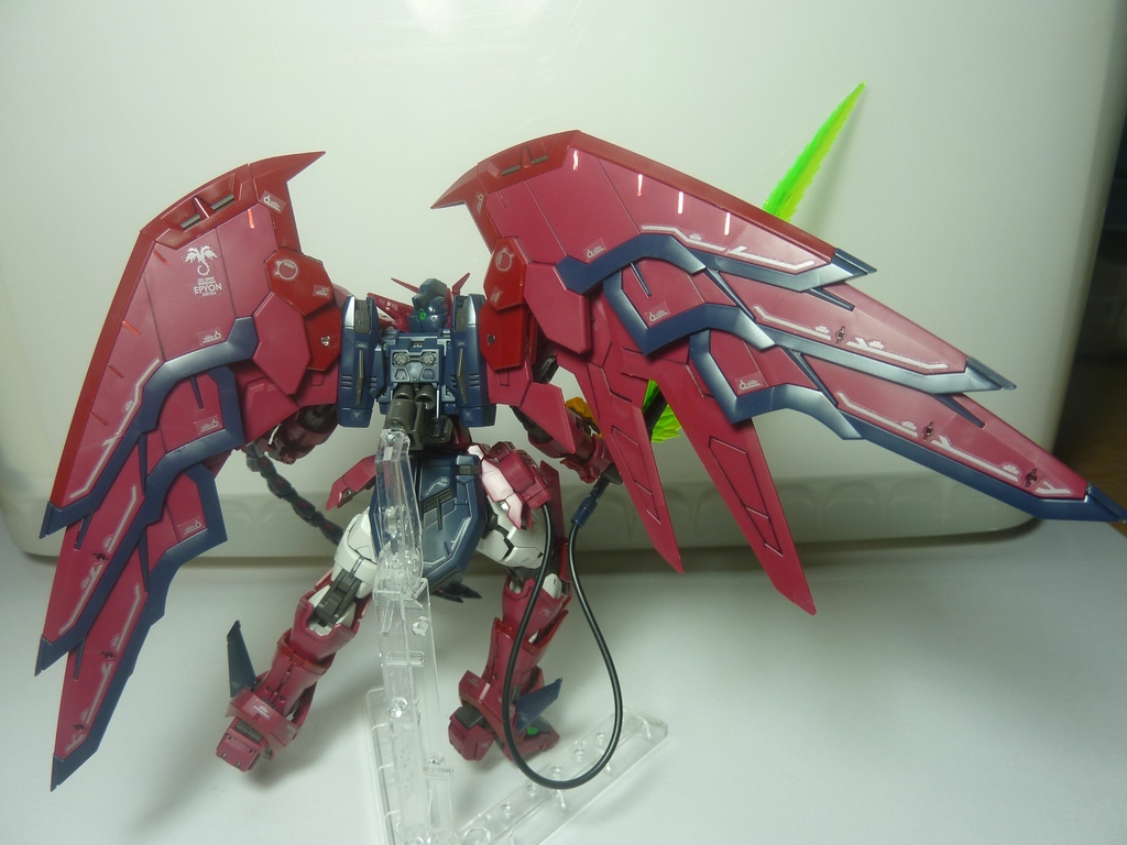 RG Gundam Epyon 次代鋼彈