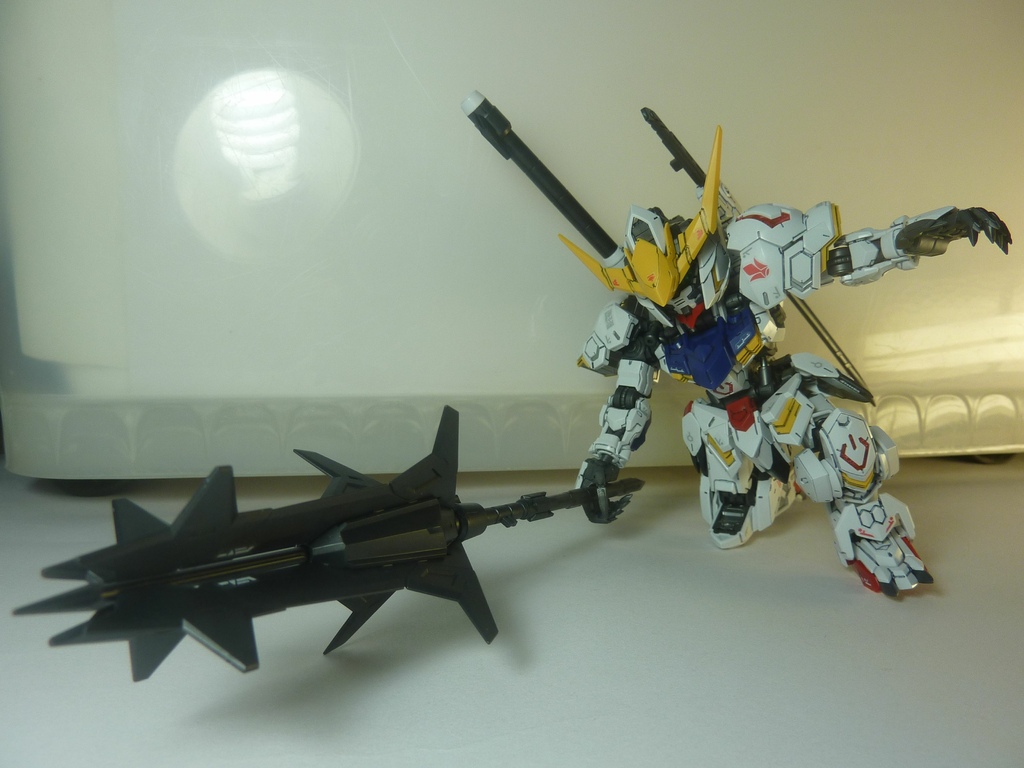 MGSD 獵魔鋼彈 Barbatos