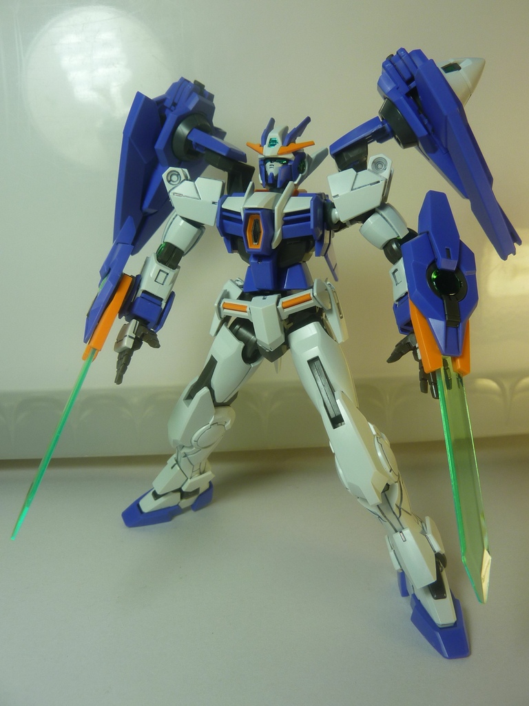 HG 弧光潛網型00鋼彈