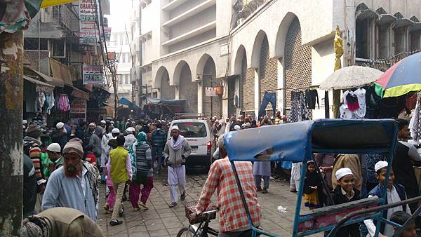 Markaz Bangle Wei Masjid馬卡茲清真寺-手機拍攝.jpg