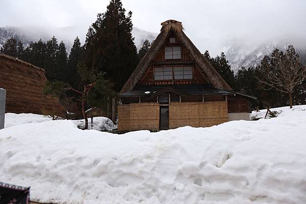 五箇山菅沼雪景10.JPG