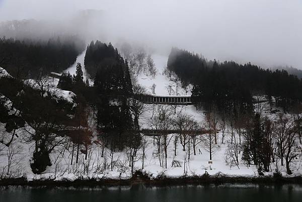 五箇山菅沼雪景25.JPG