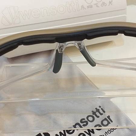 高雄東庭眼鏡~wensotti 威騰 wi6906安全運動功 高雄東庭眼鏡~wensotti 威騰 wi6906安全運動功