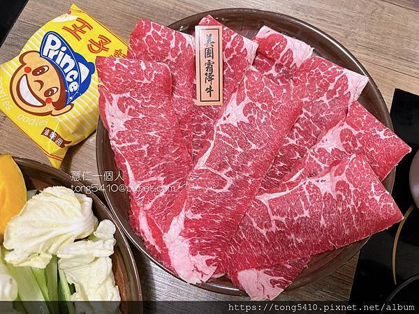 【鹿港火鍋】九品鍋物。蔬菜麵類白飯吃到飽(浪費食物需酌收10