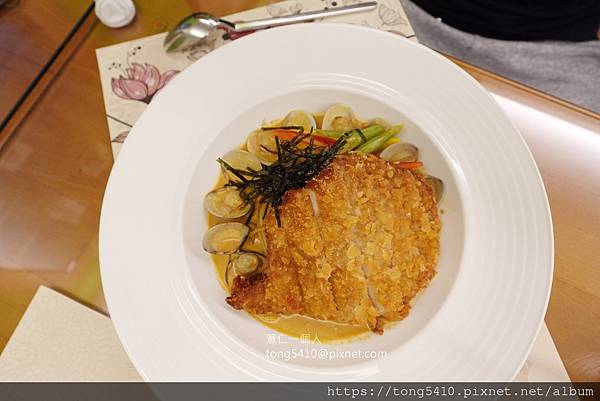 【鹿港食記】咖啡樹咖啡館。鹿港元老級的簡餐義大利麵店，平日中