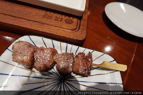 【彰化食記】糀殿 塩麴串燒店。走進百年歷史老屋品嘗串燒，一同