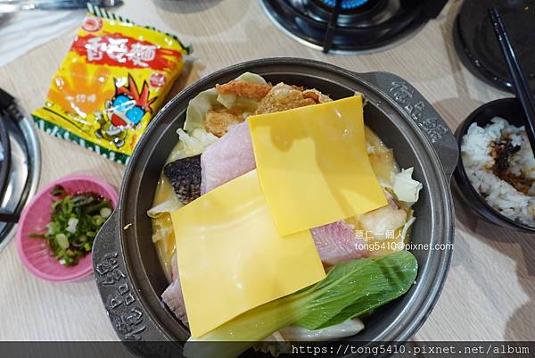 【台南佳里】億品鍋。除了飲料冰淇淋自助區無限暢飲 還有涼麵吃