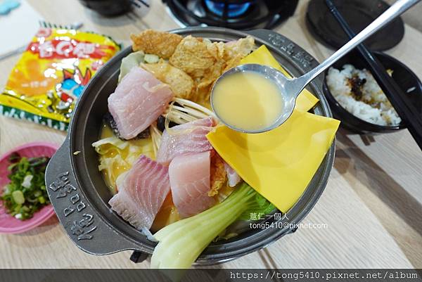 【台南佳里】億品鍋。除了飲料冰淇淋自助區無限暢飲 還有涼麵吃