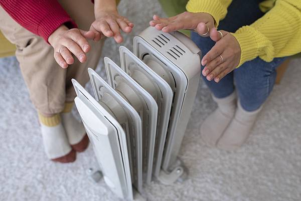 寒流來襲!電暖器vs冷暖空調怎麼選?