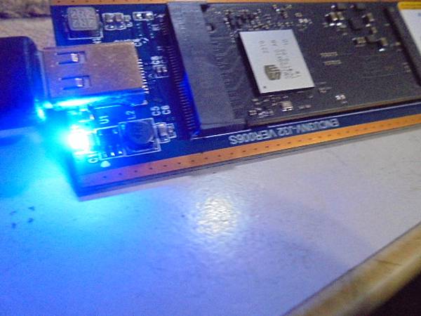 【送來檢測】Micron美光2400固態硬碟NVMe硬碟SS