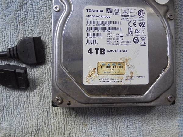 【讀取正確】TOSHIBA東芝4TB硬碟兩顆～3.5吋裸碟裝