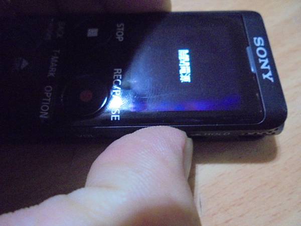 【現場拆殼】SONY索尼ICD-UX570F→4GB錄音筆是