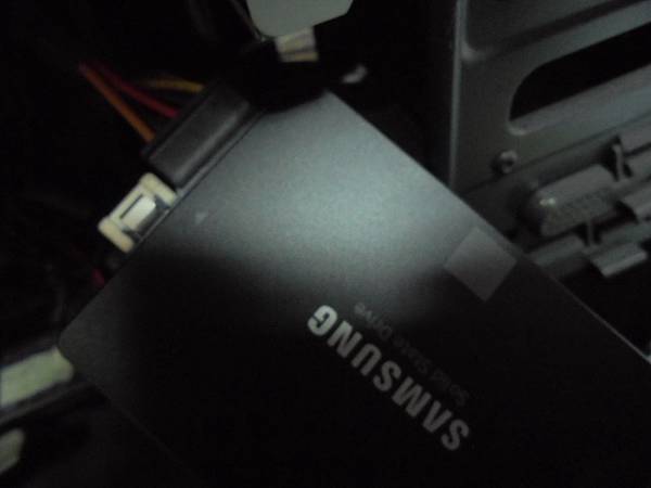 【1TB>500GB】SAMSUNG三星500GB固態硬碟8
