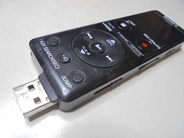 【家人送測】SONY索尼ICD-UX570F→4GB錄音筆於