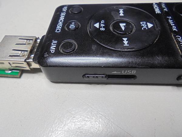 【家人送測】SONY索尼ICD-UX570F→4GB錄音筆於