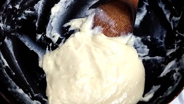 分次加牛奶 分次加牛奶