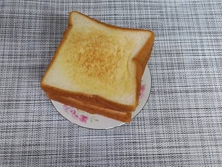 芋泥肉鬆吐司7.jpg 芋泥肉鬆吐司7.jpg