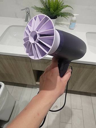 葛瑞絲 吹風機.jpg
