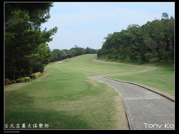 台北高爾夫球場  A區 第2洞 PAR5  505碼  難度6