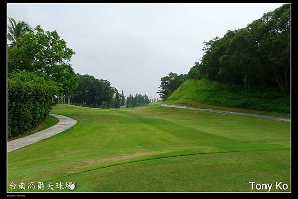 台南高爾夫球場 IN 第12洞 PAR4 360碼 難度2.JPG