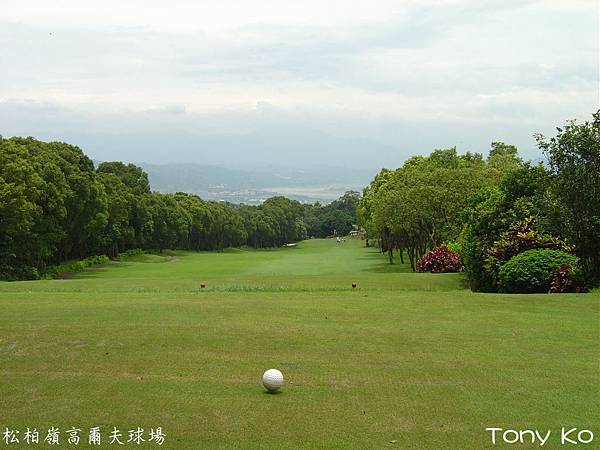 南投(松柏嶺)球場 OUT 第3洞 PAR4 390碼 難度 9.JPG