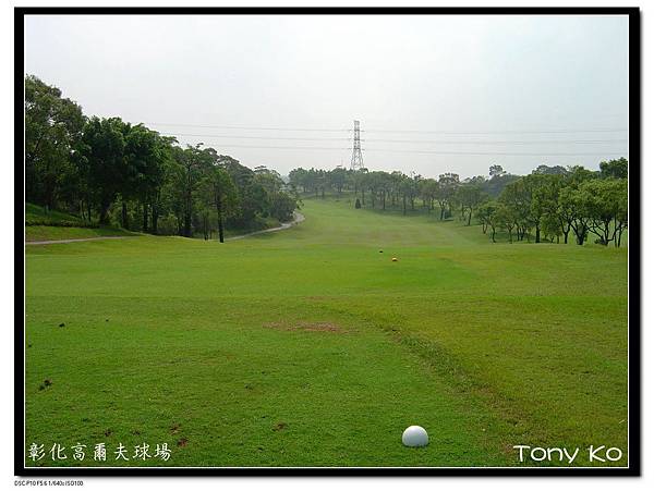 彰化高爾夫球場  IN 第14洞  PAR4  383碼  難度6.JPG