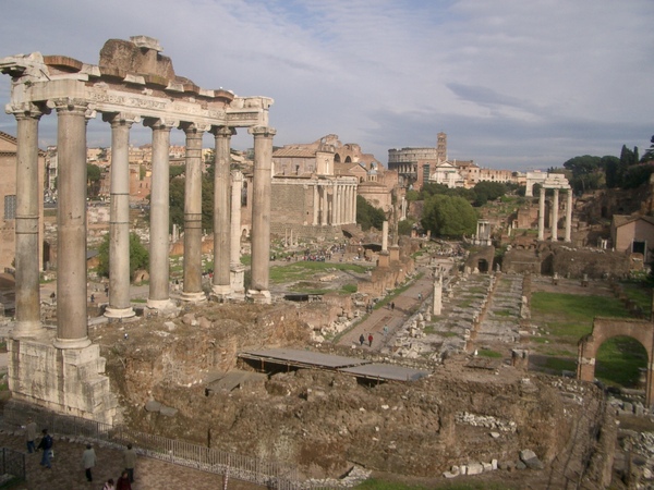 2005_04_Italy_Ancient Rome Plaza 羅馬古廣場.JPG