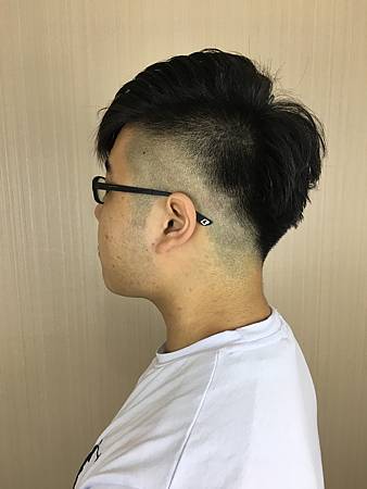 台北車站剪髮推薦/Mavi Hair Designers/剪/燙/染/接/男士髮型