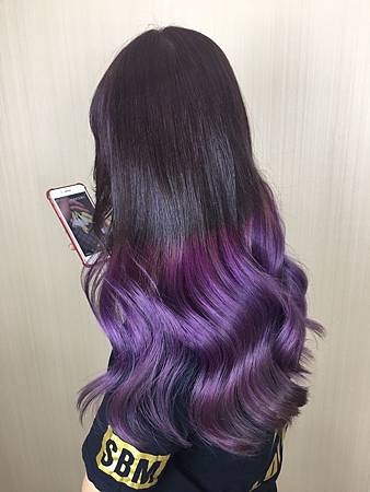 台北染髮/Mavi Hair Designers/剪/燙/染/接/女生染髮/葡萄紫MIX玫瑰藍紫
