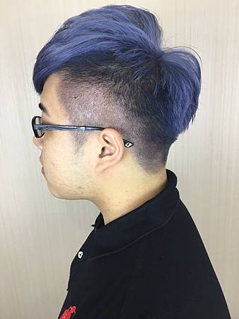 台北車站/染髮/Mavi Hair Designers/剪/燙/染/接/男生染髮/玫瑰藍灰