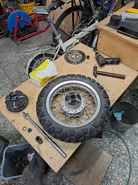 LINE_ALBUM_202286_220806_49 LINE_ALBUM_202286_220806_49