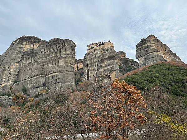 帶爸媽希臘🇬🇷冬季7天6夜自由行行程攻略-天空之城Meteo