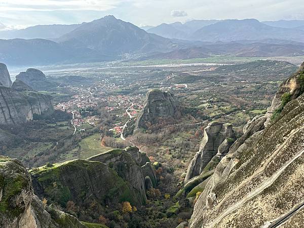 帶爸媽希臘🇬🇷冬季7天6夜自由行行程攻略-天空之城Meteo