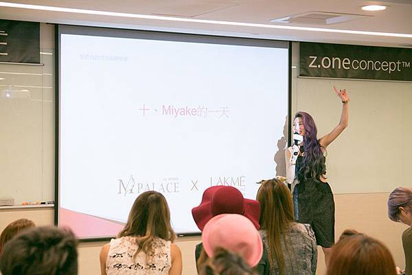 IMG_8582_1200px.jpg IMG_8582_1200px.jpg