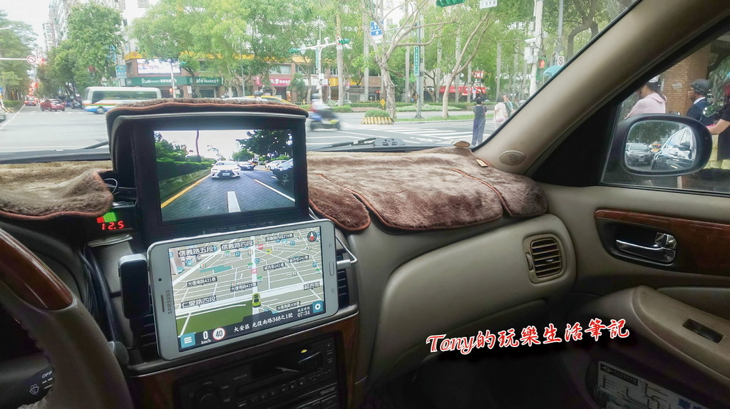 安全無價,解決後方看不到死角的問題-外接後車全時顯影系統