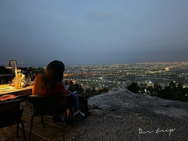 宜蘭礁溪景點。日落🌄夜景🌃吃飯看風景（龜山島/蘭陽平原），不