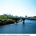 Mississippi river with Monneapolis in the background.JPG