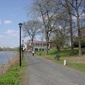 walking path around.JPG